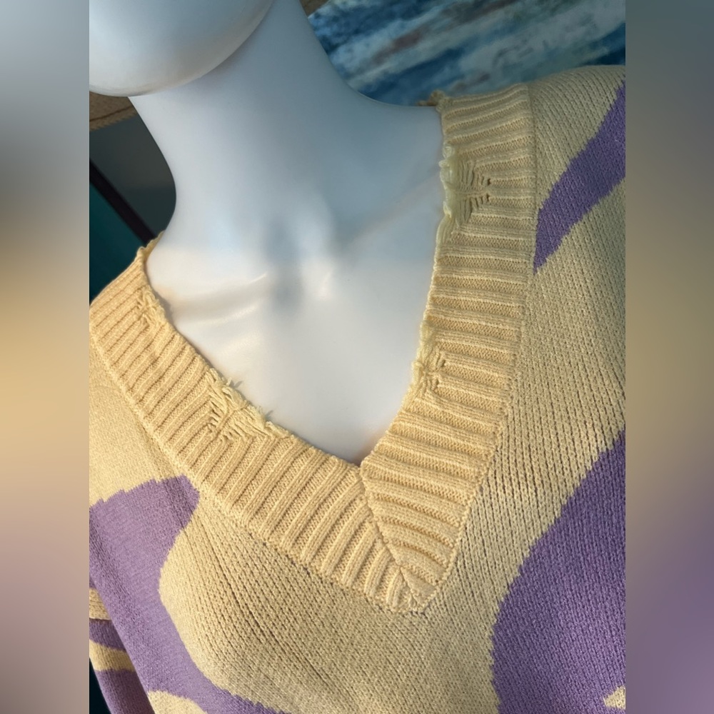 BAILEY ROSE Yellow and purple smiley sweater sz S M L - Picture 10 of 10